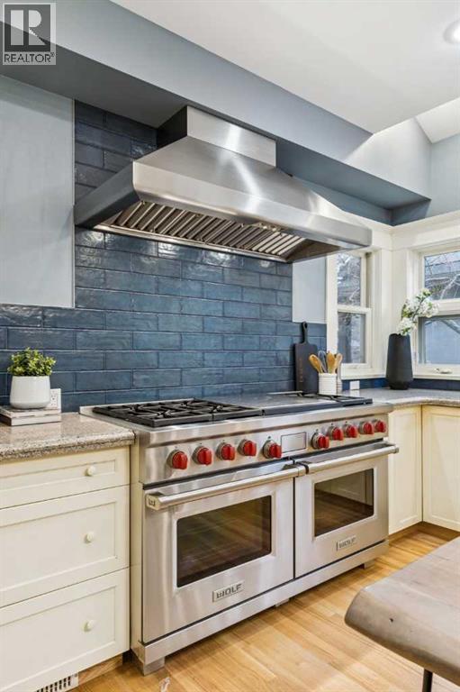 Single Family House for Sale in   Street SW Elbow Park Calgary 