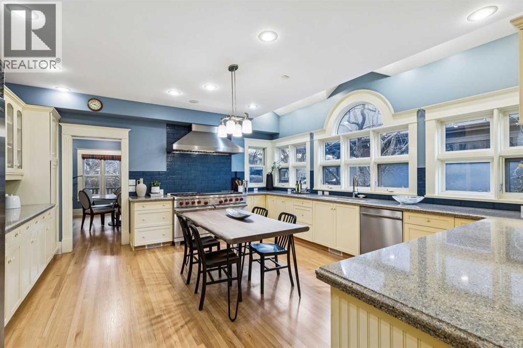 Single Family House for Sale in   Street SW Elbow Park Calgary 