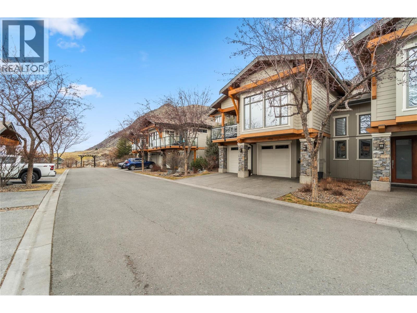1637 GOLF RIDGE Way - 35