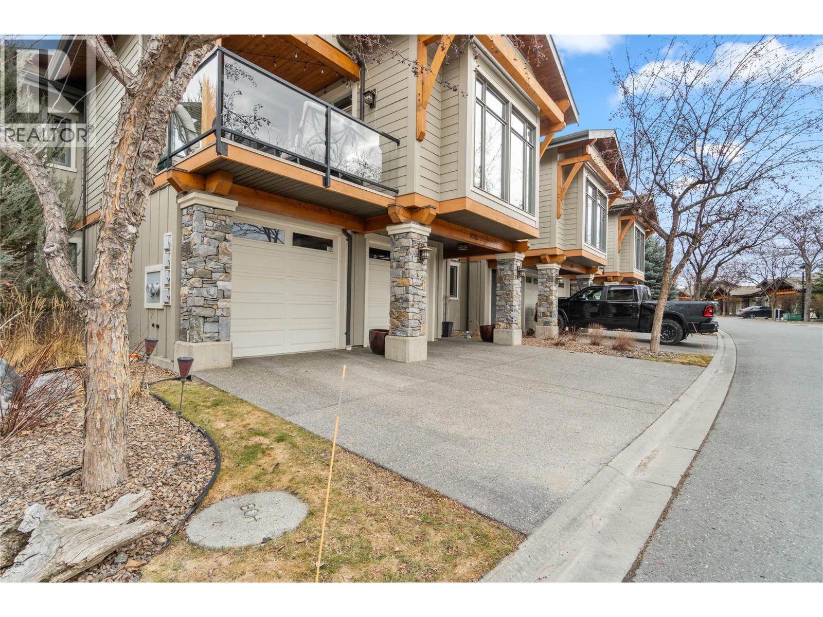 1637 GOLF RIDGE Way - 36