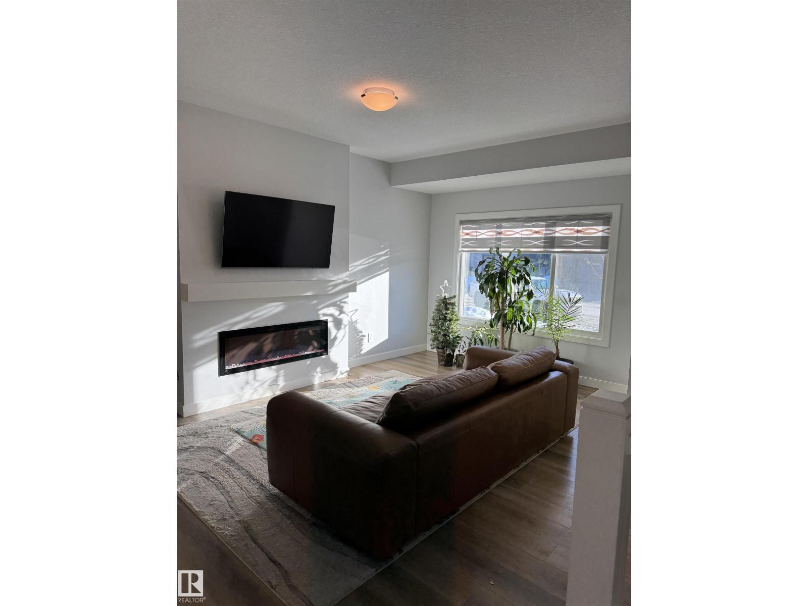 858 NORTHERN HARRIER LN NW, Edmonton