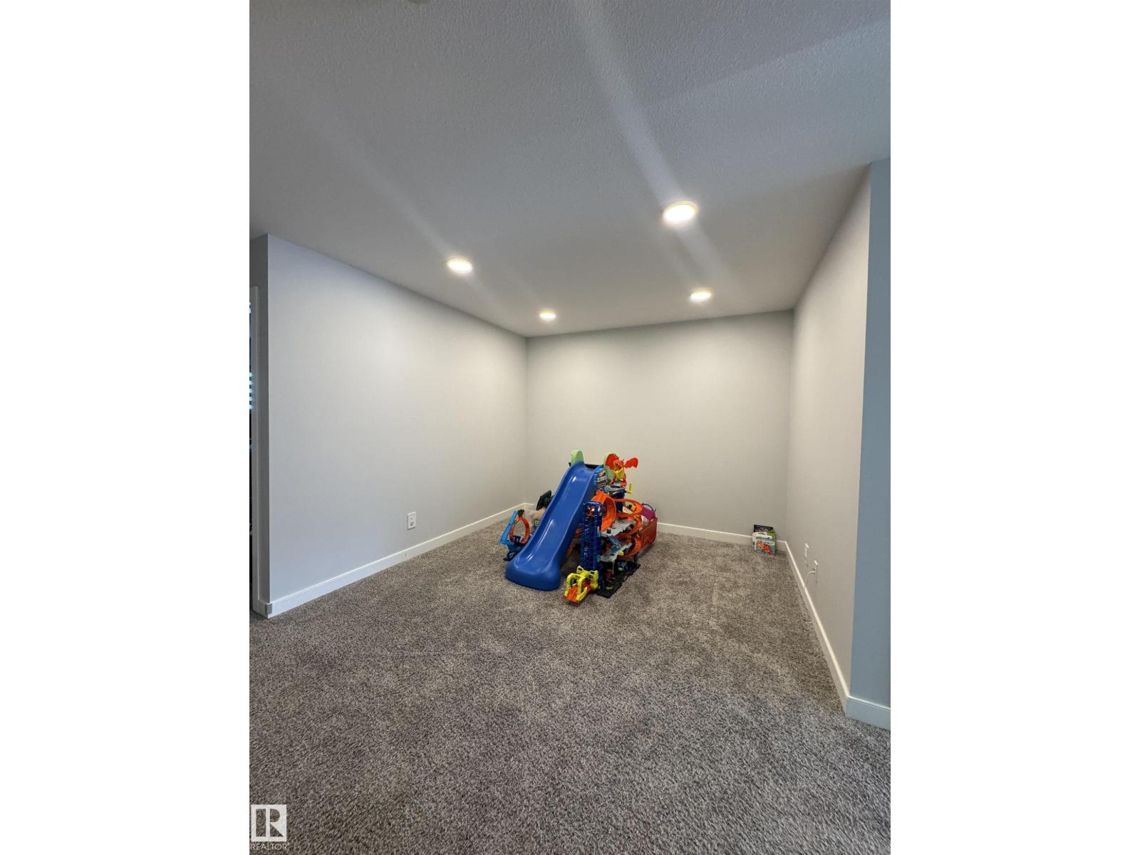 858 NORTHERN HARRIER LN NW, Edmonton