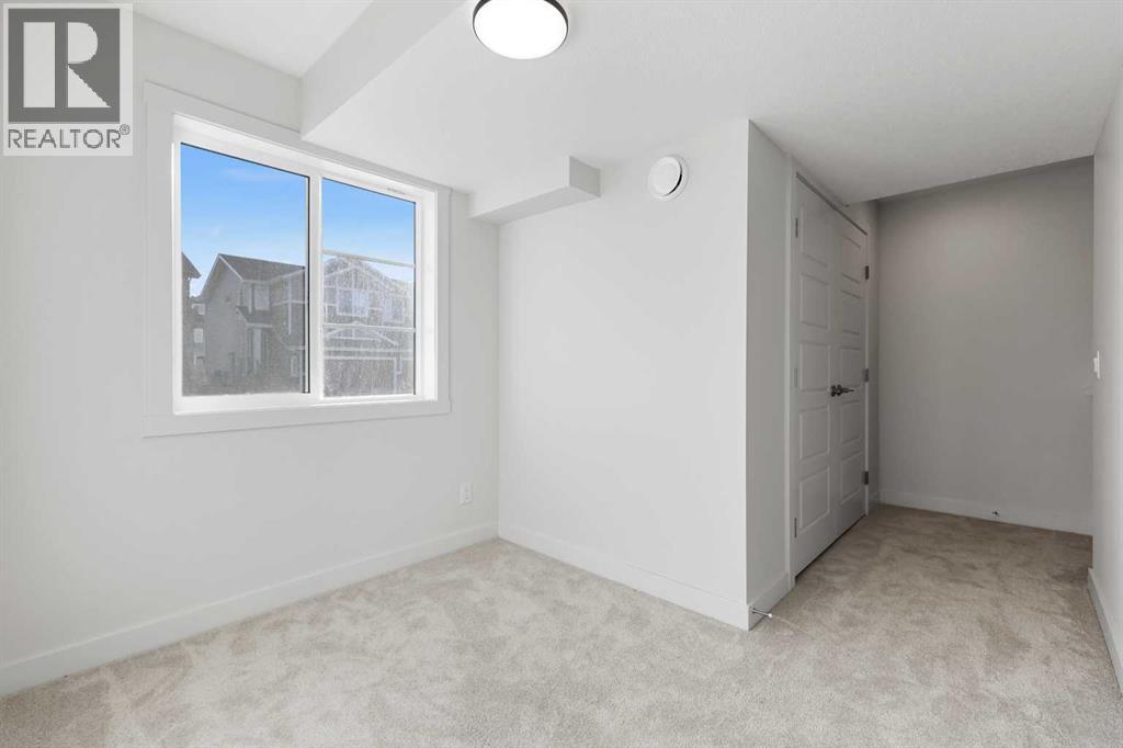 
          13 Waterford Glen
            <br/>
            <span>Chestermere</span>
            , 
            <span>AB</span>
             <span>T1X2T8</span>
         - Photo 11