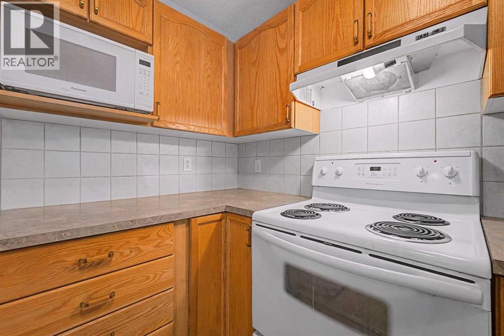 Single Family House for Sale in   Arbour Lake Road NW Arbour Lake Calgary 