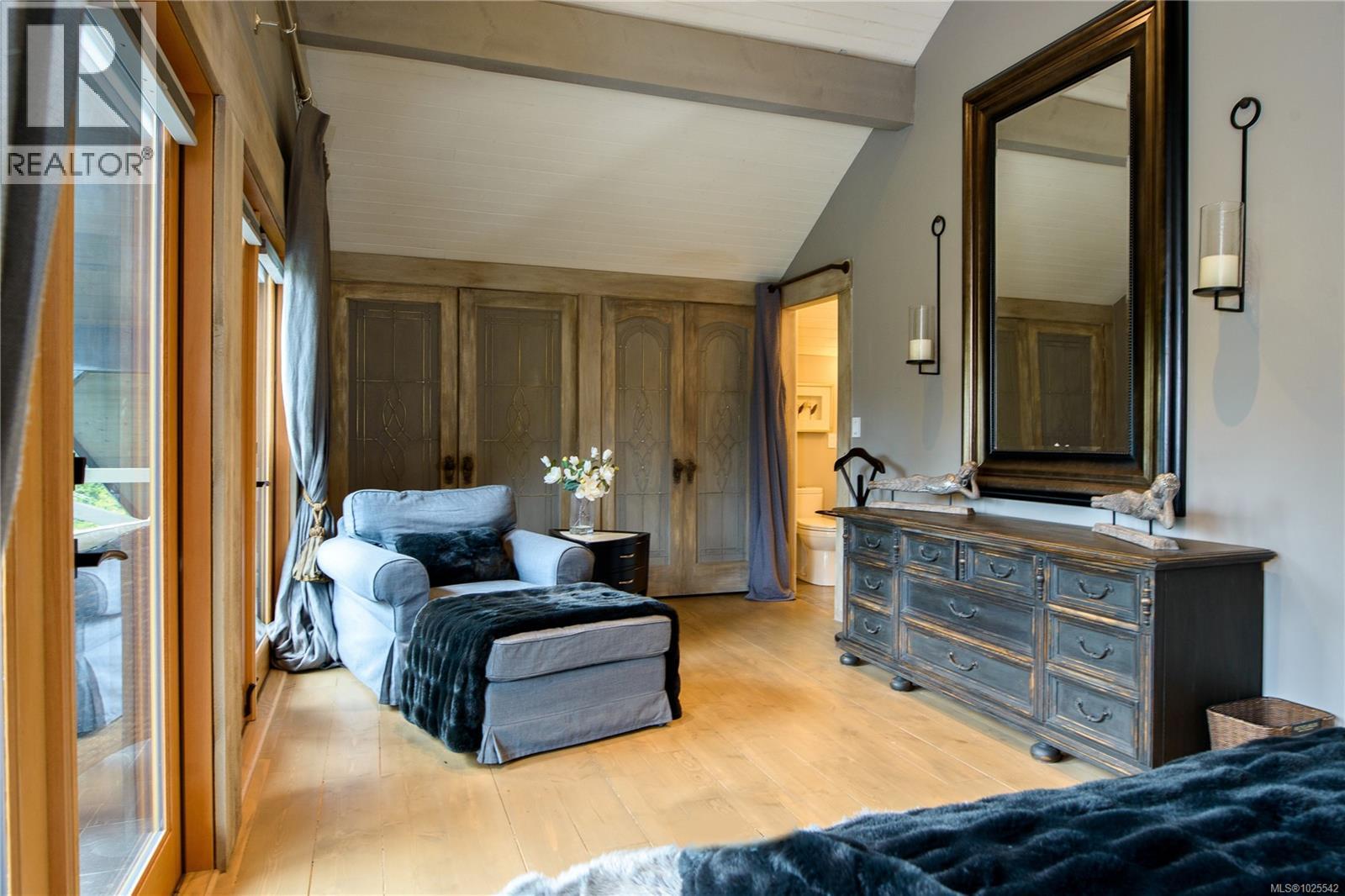  4573 Prospect Lake Road, Saanich