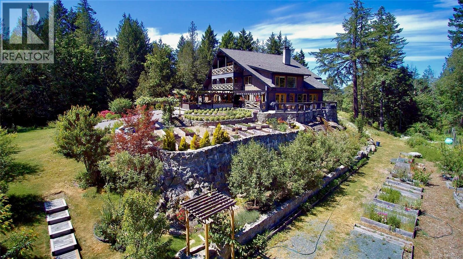  4573 Prospect Lake Road, Saanich