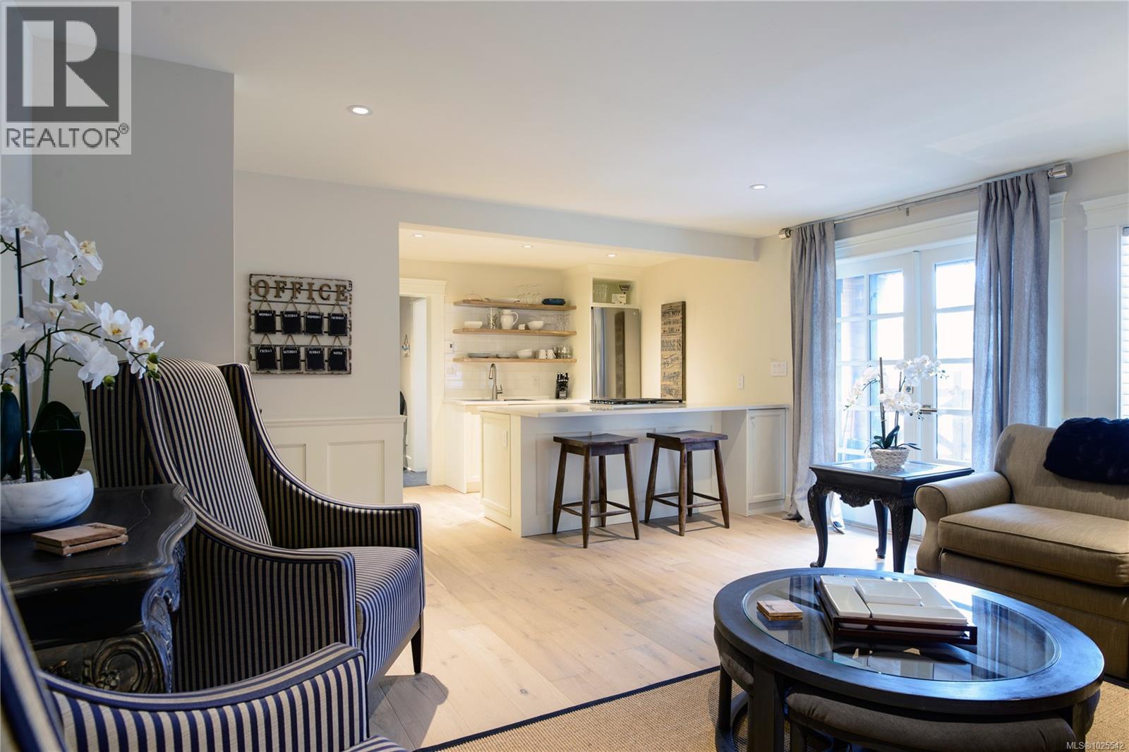  4573 Prospect Lake Road, Saanich