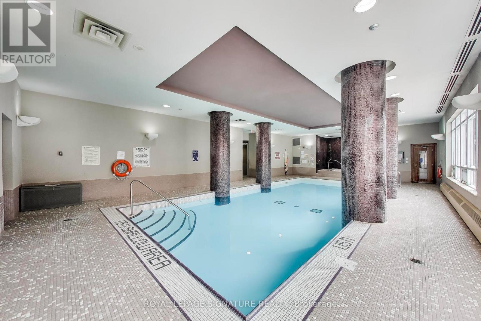 #203 18 KENASTON GARDENS - 31