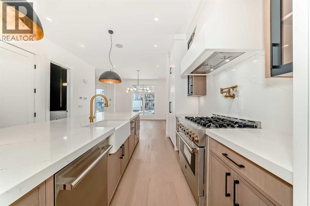 Single Family House for Sale in  A Street NW Parkdale Calgary 