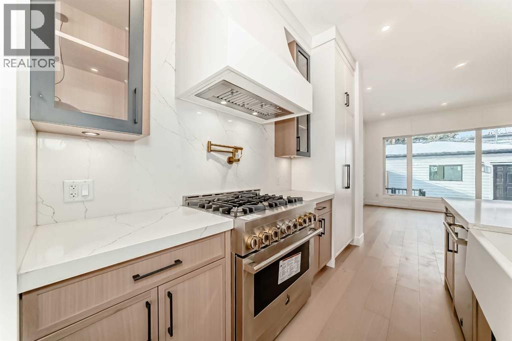 Single Family House for Sale in  A Street NW Parkdale Calgary 