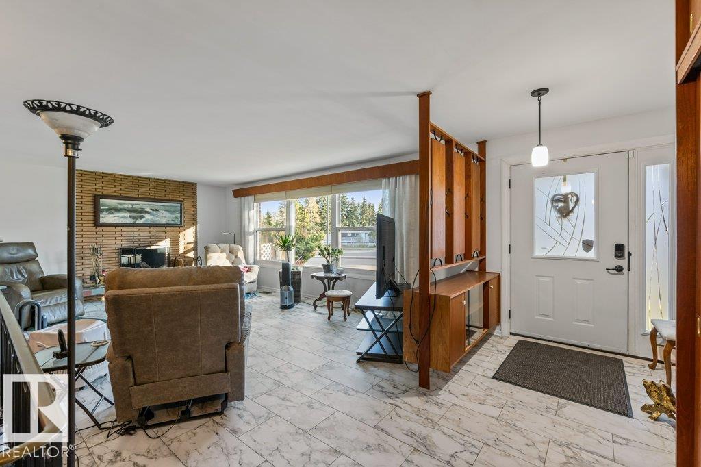 13708 BUENA VISTA RD NW, Edmonton