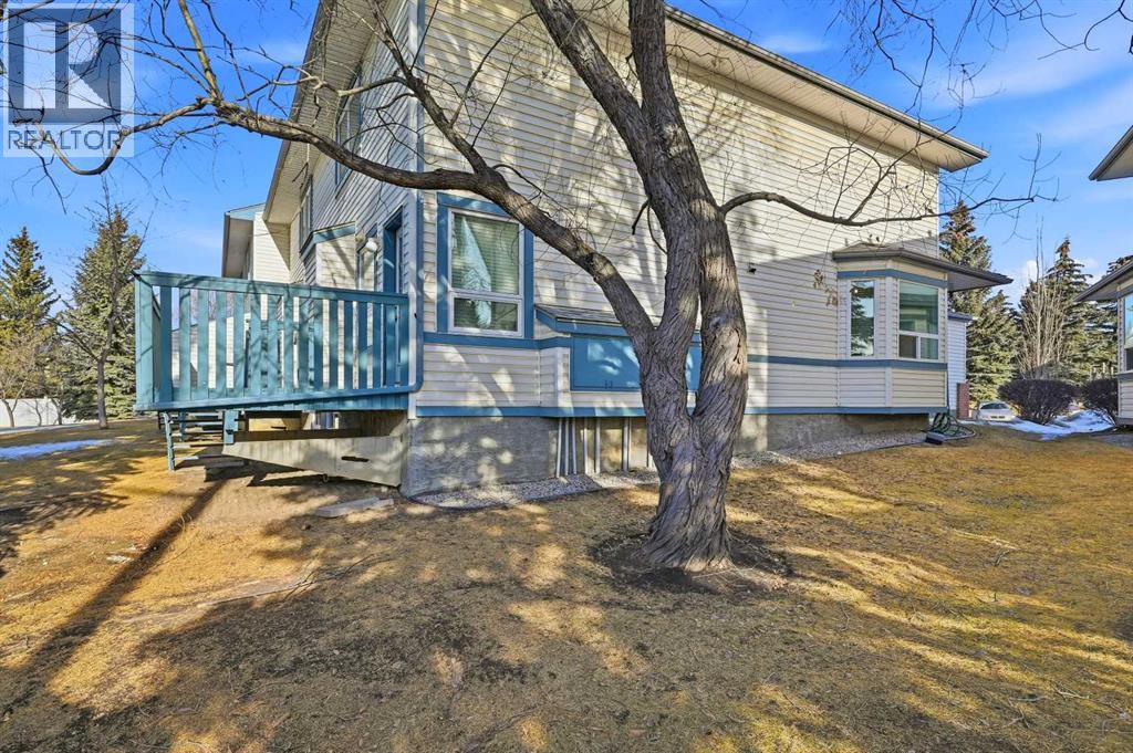 Single Family House for Sale in  Citadel Heights NW Citadel Calgary 