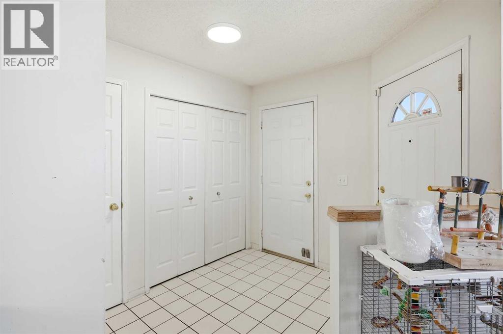 Single Family House for Sale in  Citadel Heights NW Citadel Calgary 