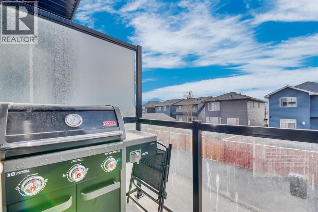 Single Family House for Sale in   Evanscrest Park NW Evanston Calgary 