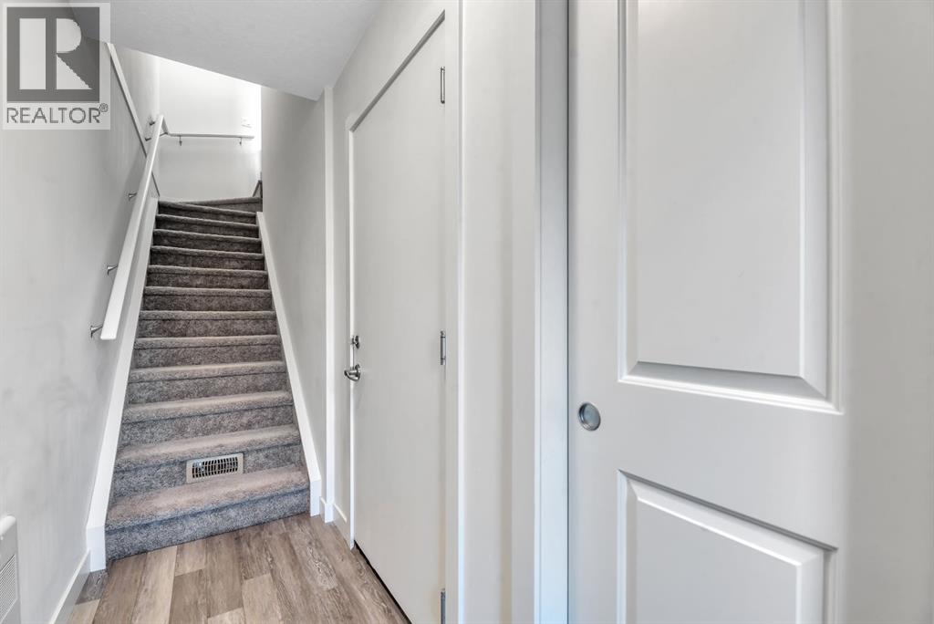 Single Family House for Sale in   Evanscrest Park NW Evanston Calgary 