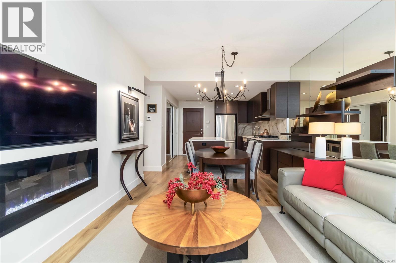 #109 1400 LYNBURNE PL - 10