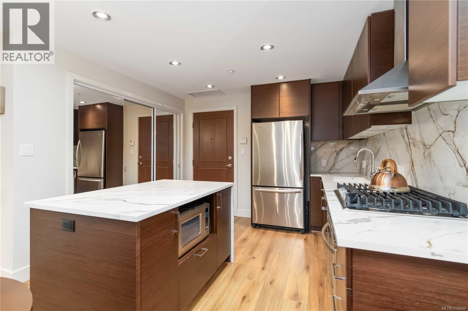 #109 1400 LYNBURNE PL - 16