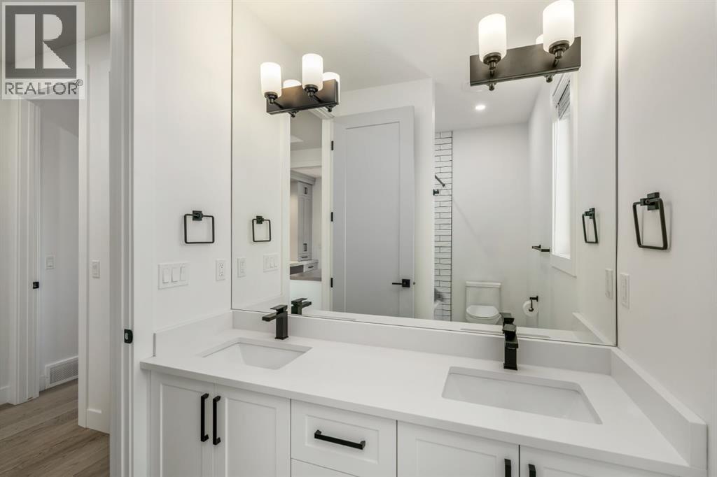 Single Family House for Sale in  A Street SW Richmond Calgary 