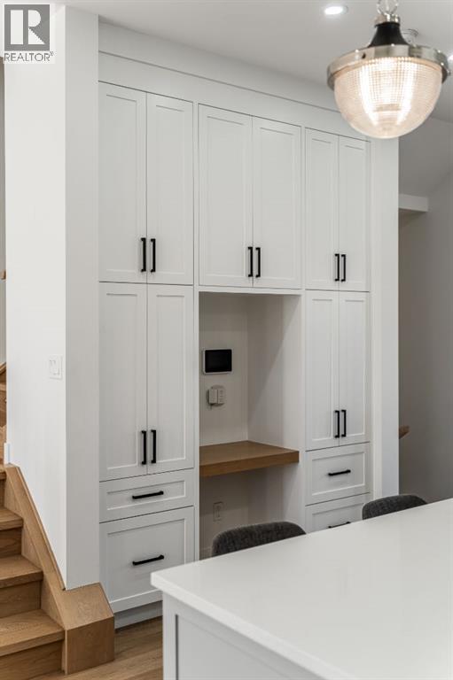 Single Family House for Sale in  A Street SW Richmond Calgary 