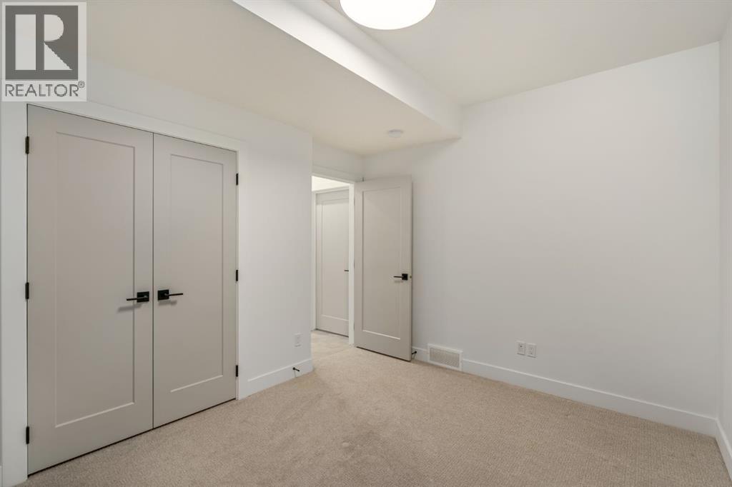 Single Family House for Sale in  A Street SW Richmond Calgary 