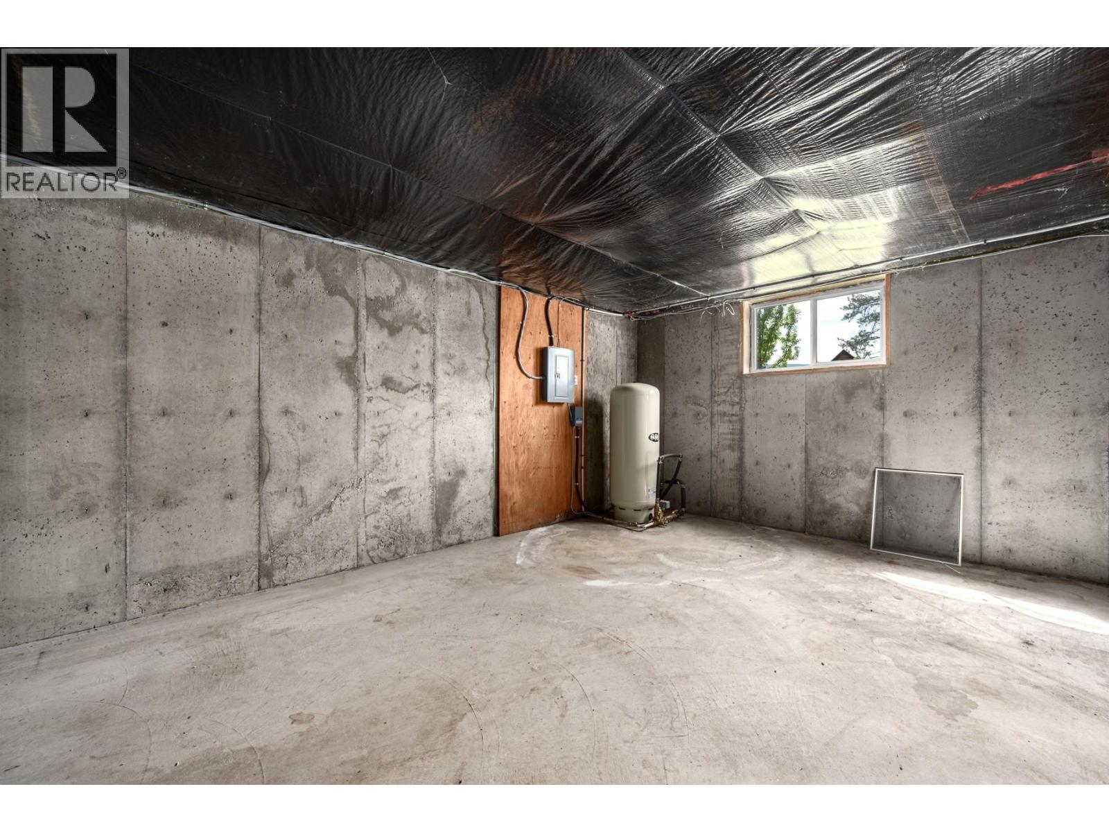  2225 Hazelhurst Road, Merritt