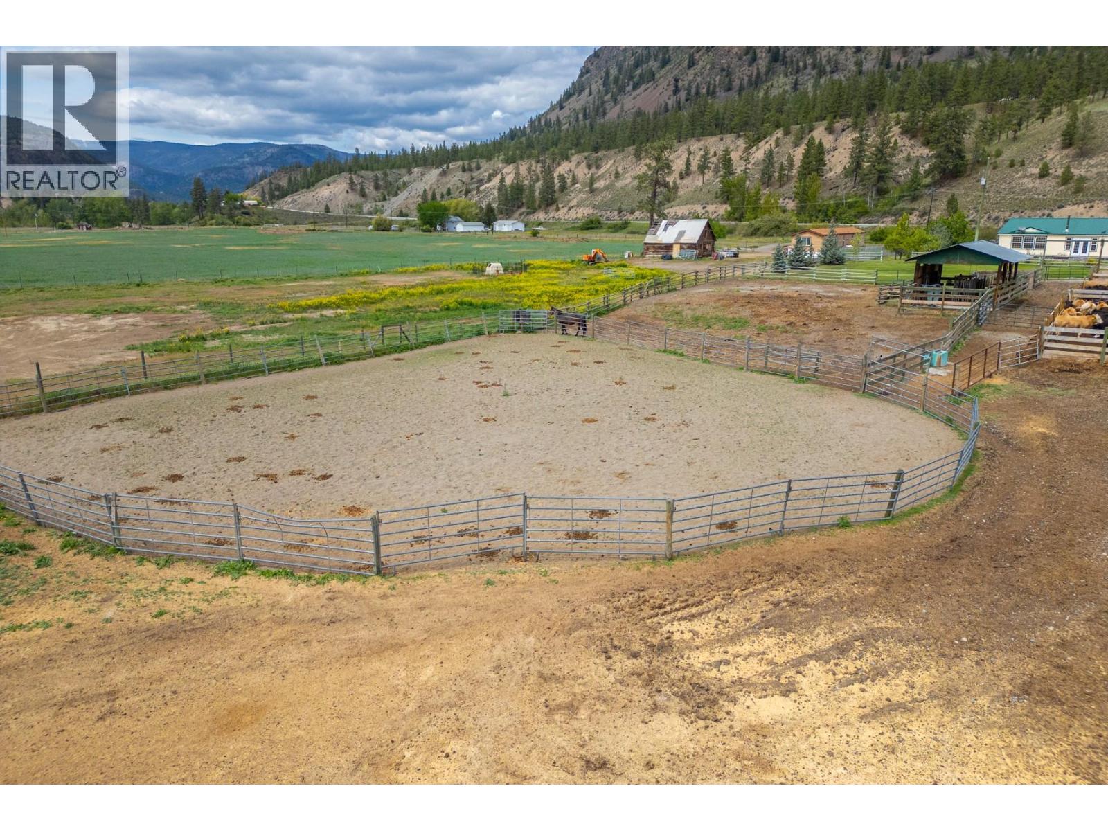  2225 Hazelhurst Road, Merritt