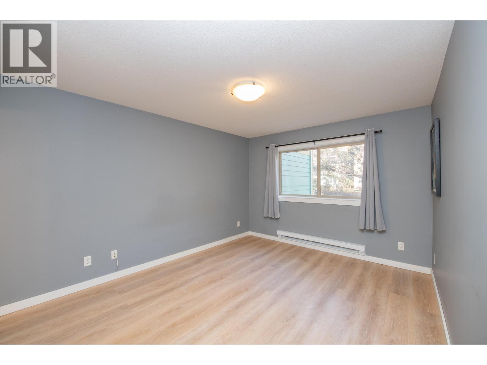 #103 301 BROWNE ROAD - 12