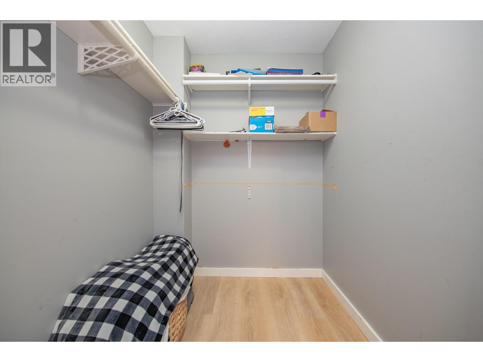 #103 301 BROWNE ROAD - 14