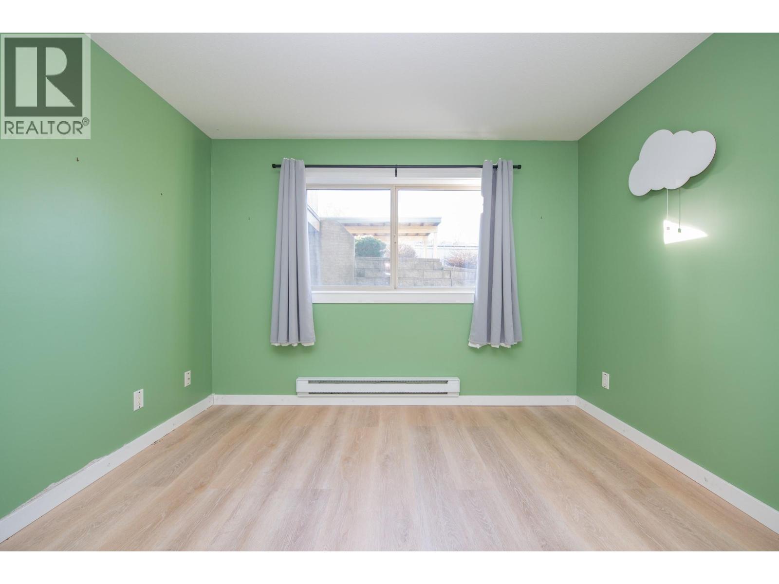 #103 301 Browne Road - 18