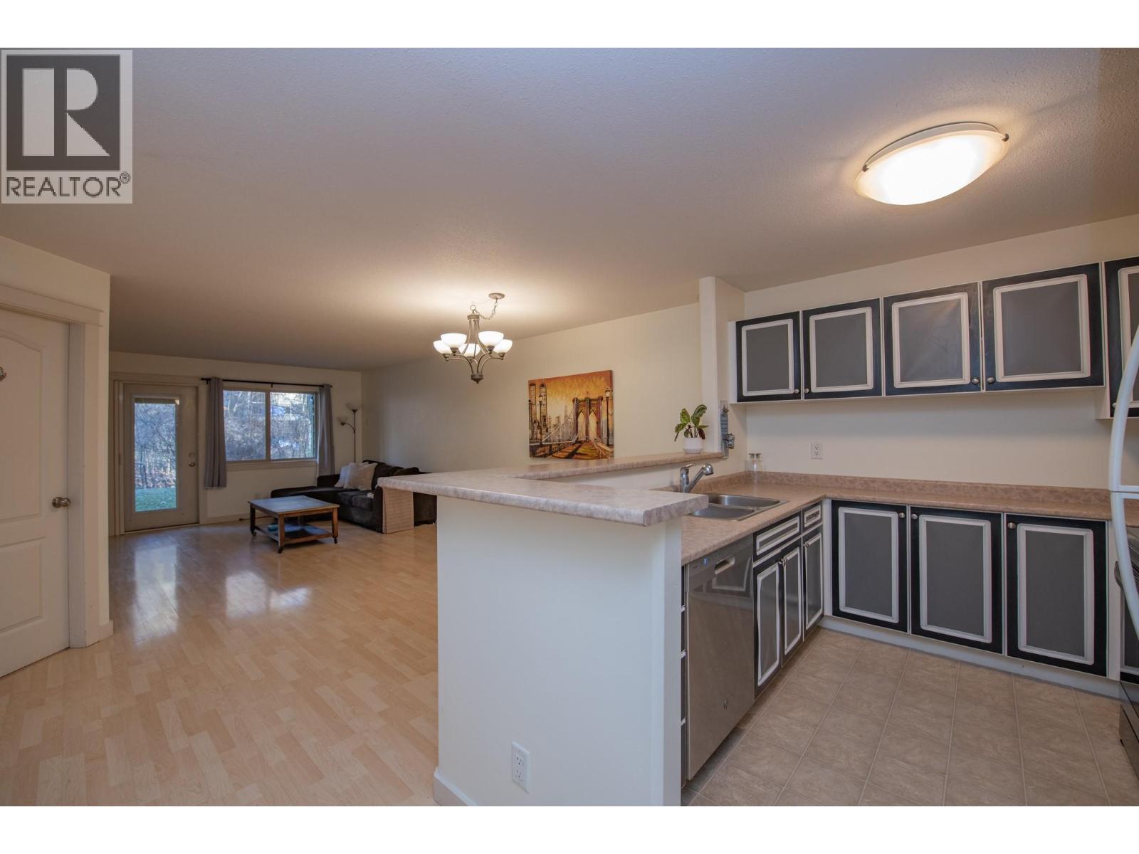 #103 301 Browne Road - 24