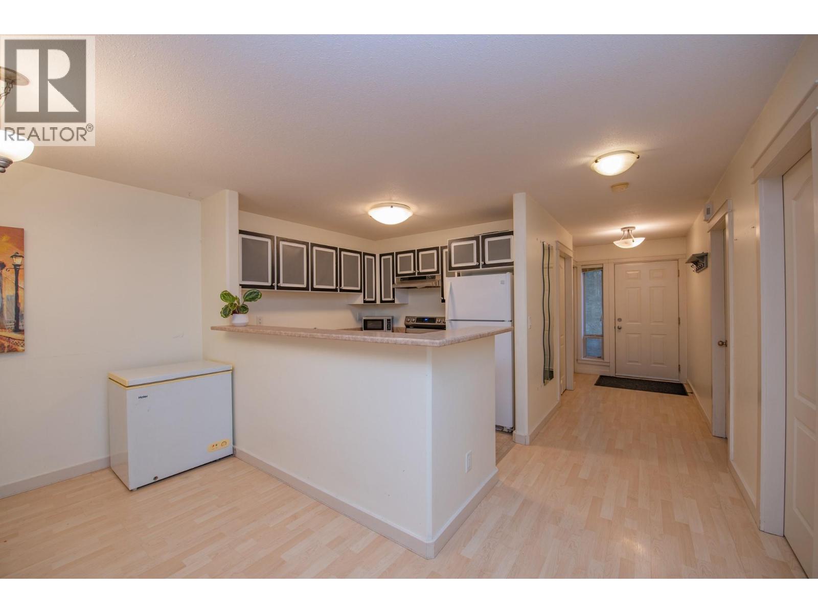 #103 301 Browne Road - 26