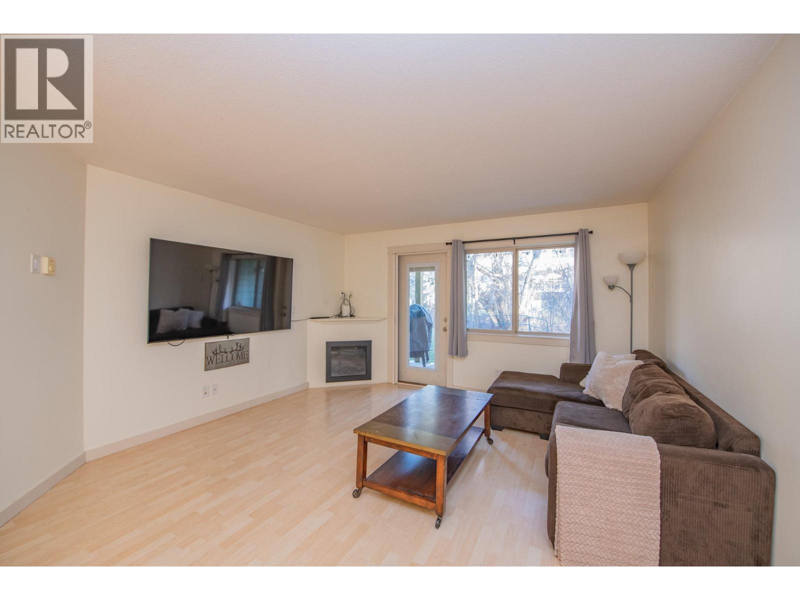 #103 301 BROWNE ROAD - 36