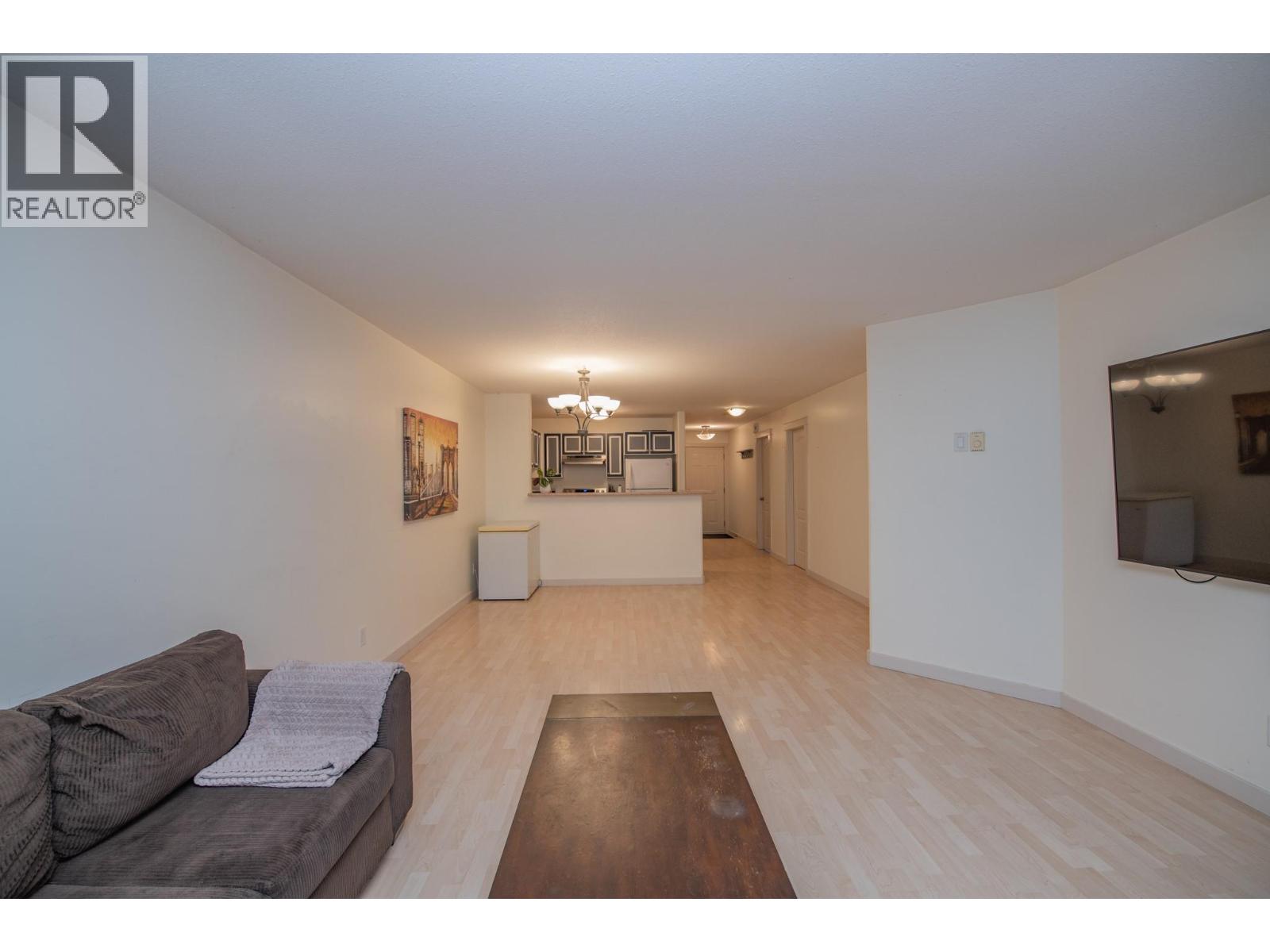 #103 301 BROWNE ROAD - 39