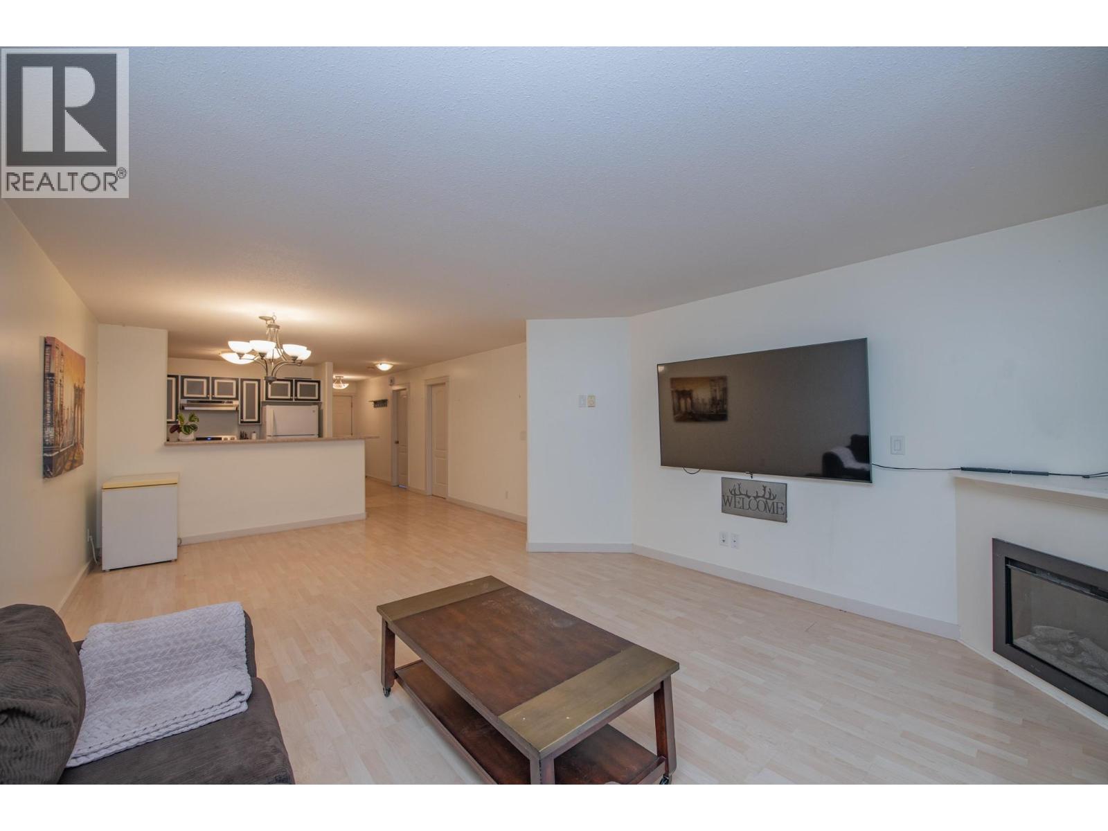 #103 301 BROWNE ROAD - 40