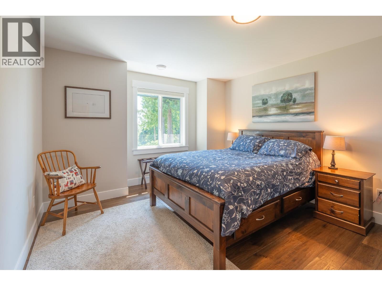 7891-7893 REDROOFFS ROAD, Halfmoon Bay