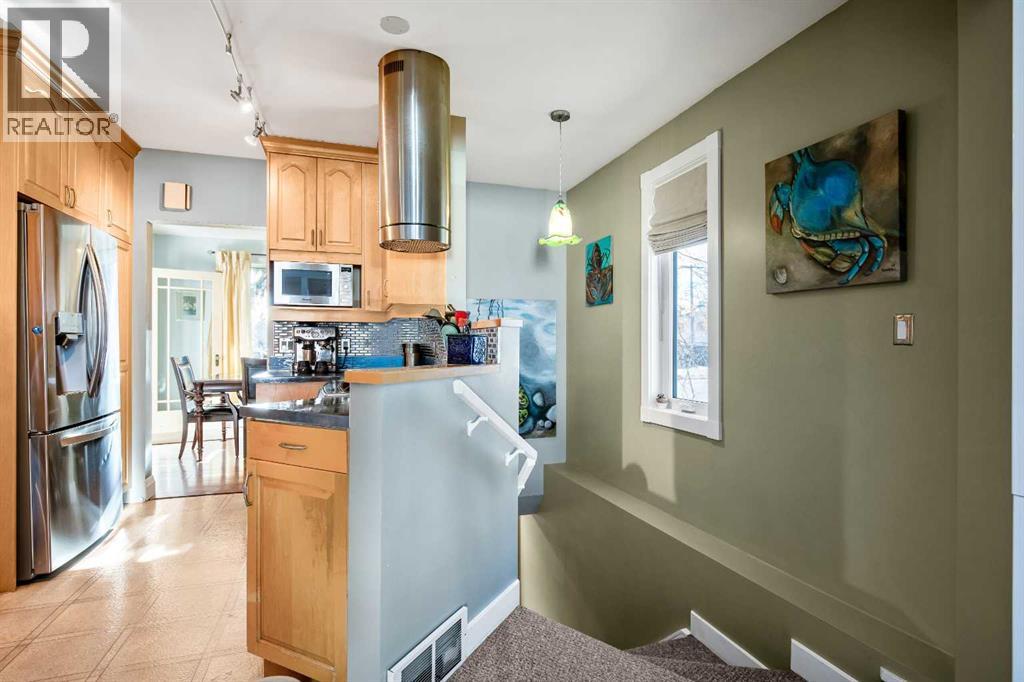 Single Family House Bungalow for Sale in   Avenue NE Renfrew Calgary 