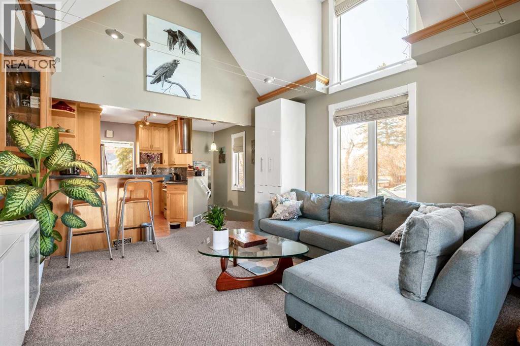 Single Family House Bungalow for Sale in   Avenue NE Renfrew Calgary 