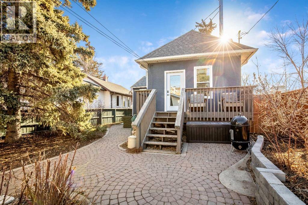 Single Family House Bungalow for Sale in   Avenue NE Renfrew Calgary 