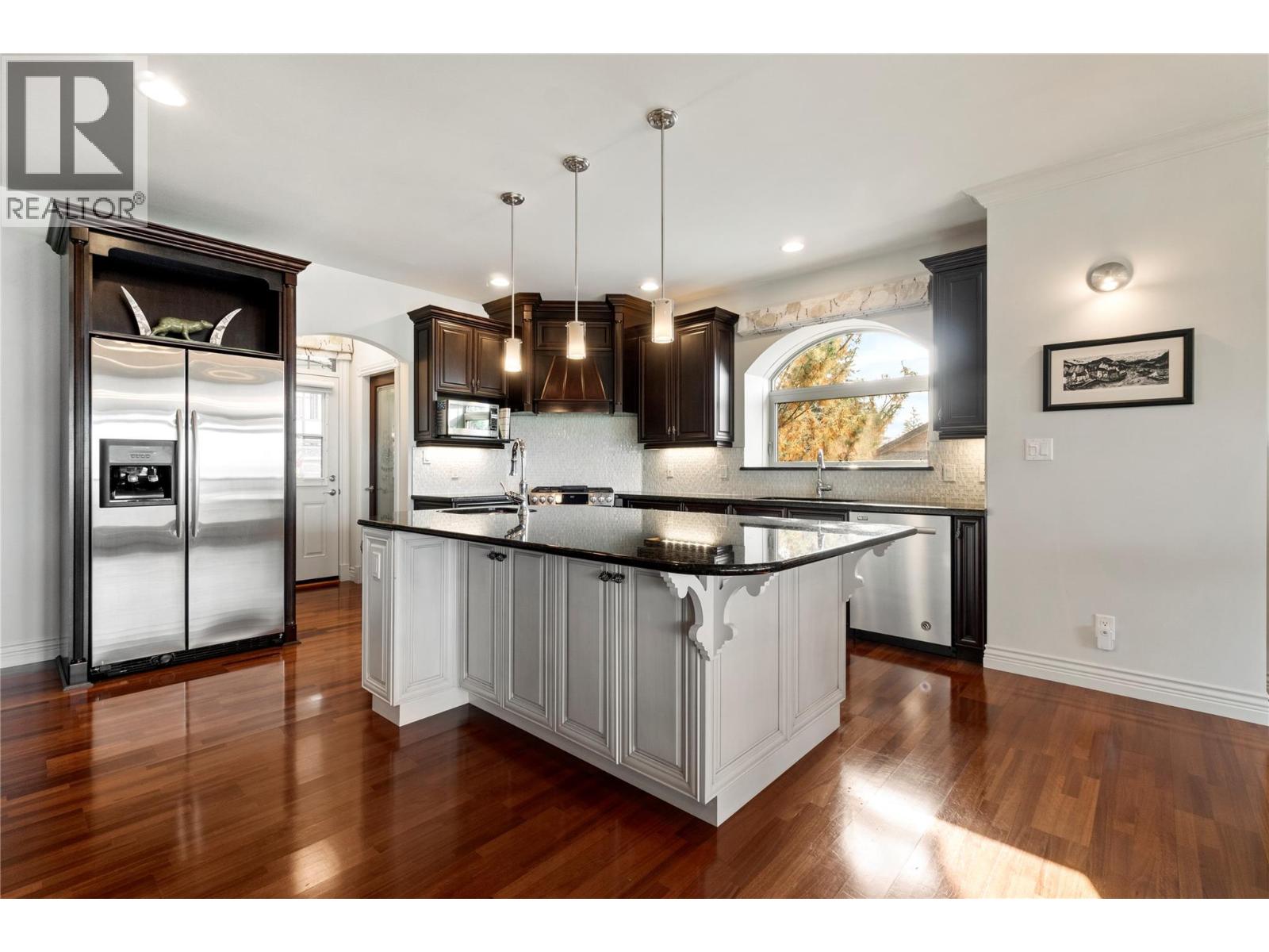 2990 20 Street NE Unit# 33, Salmon Arm