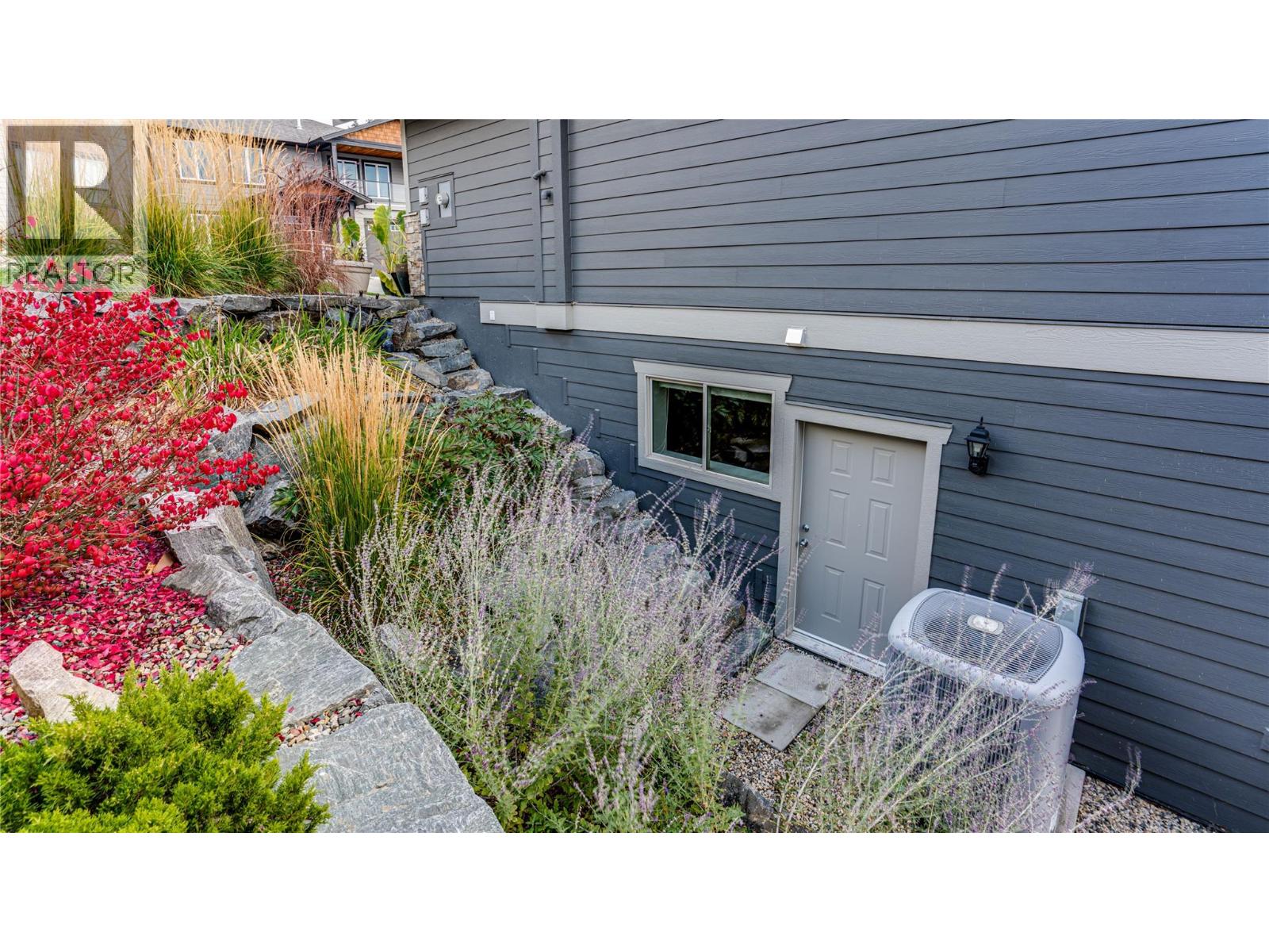 2990 20 Street NE Unit# 33, Salmon Arm