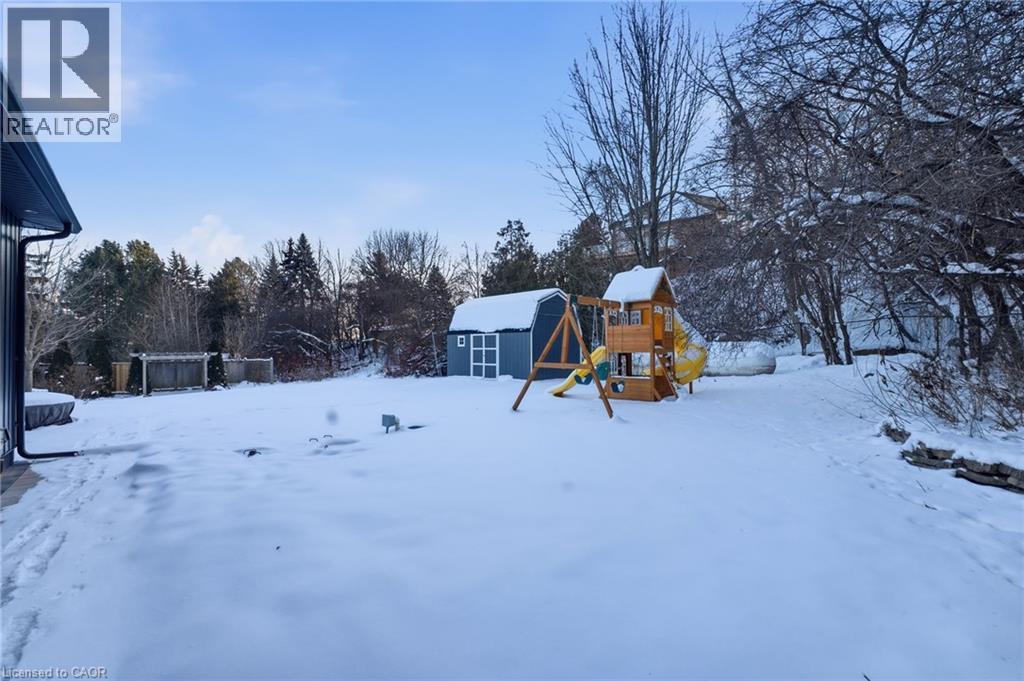 1316 DUNDAS STREET - 48