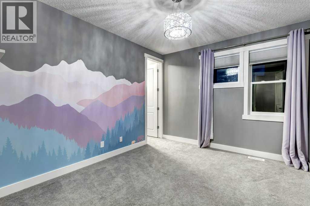 Single Family House for Sale in  Fortress Bay SW Springbank Hill Calgary 