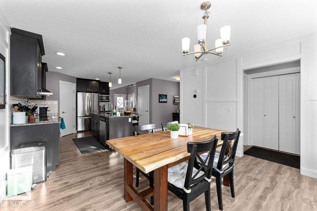 2607 20 AV NW, Edmonton