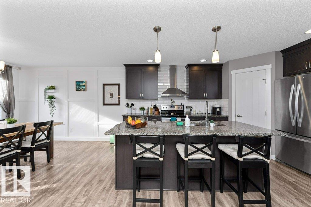 2607 20 AV NW, Edmonton