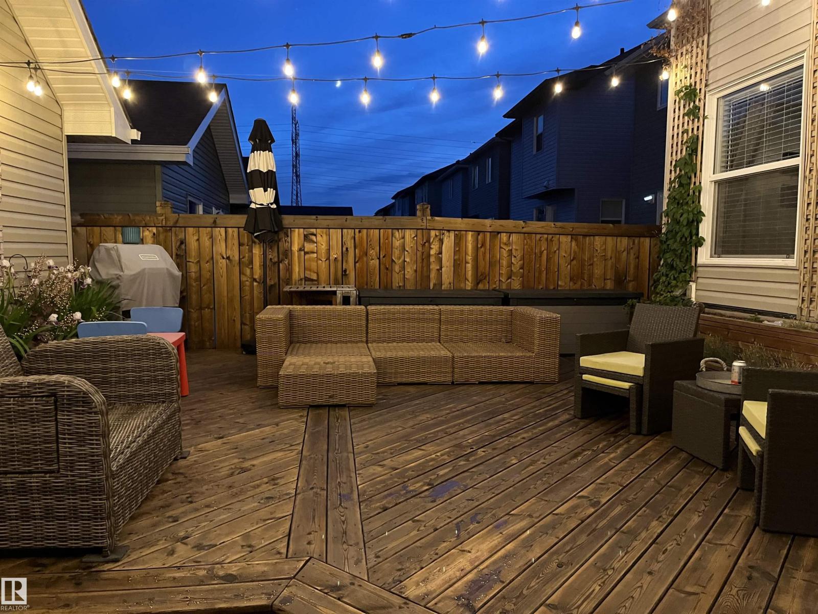 2607 20 AV NW, Edmonton