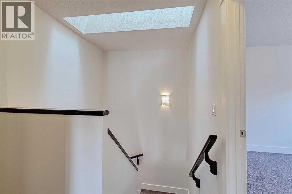 Single Family House for Sale in    Avenue NE Crescent Heights Calgary 