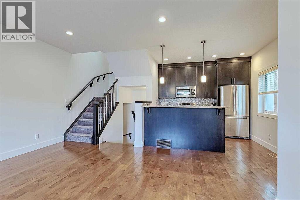 Single Family House for Sale in    Avenue NE Crescent Heights Calgary 