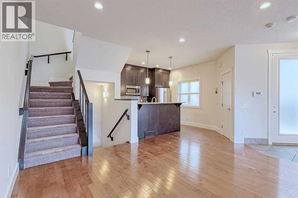 Single Family House for Sale in    Avenue NE Crescent Heights Calgary 