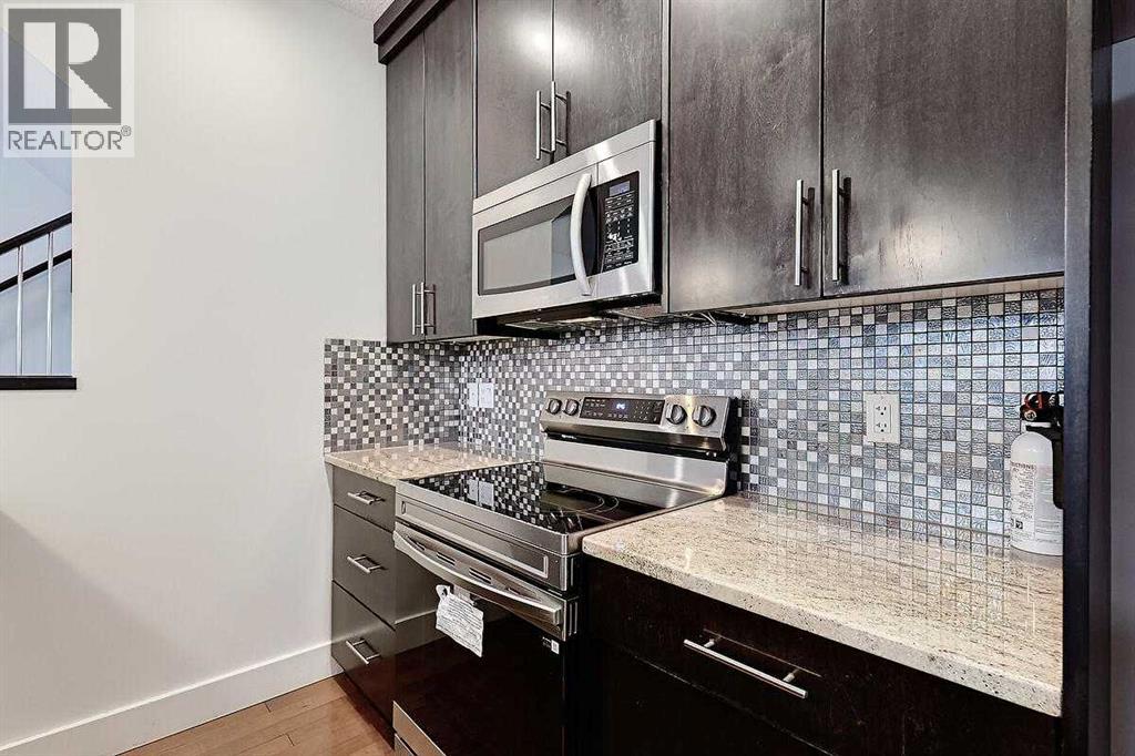 Single Family House for Sale in    Avenue NE Crescent Heights Calgary 