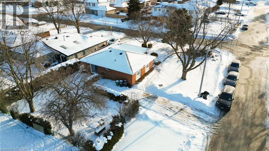 41 DUNCANNON Crescent